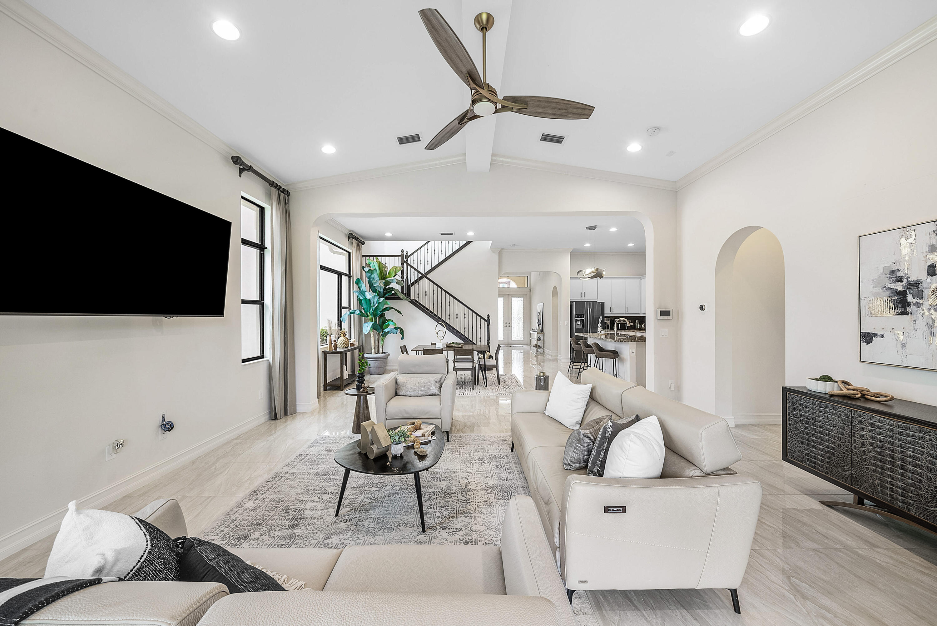 PALM MEADOWS ESTATES - Residential