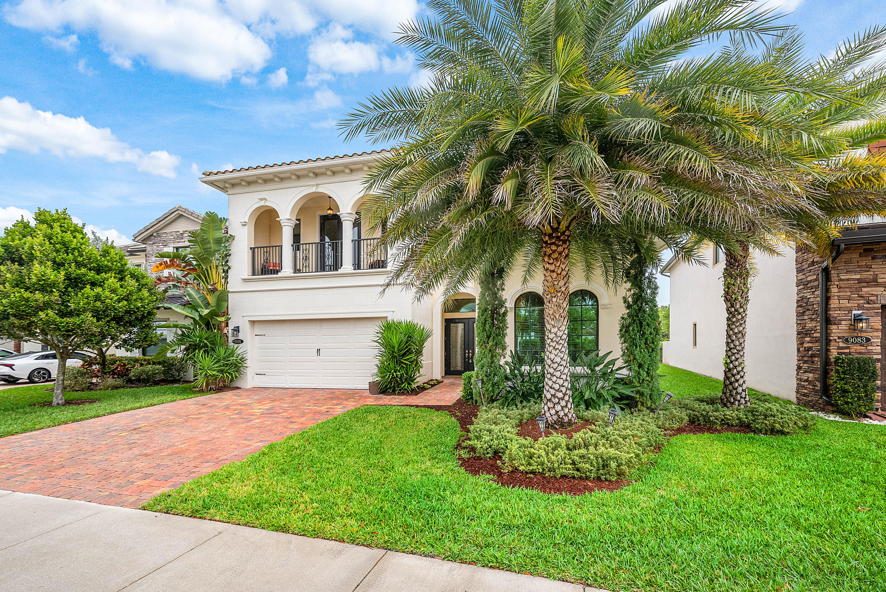 PALM MEADOWS ESTATES - Residential