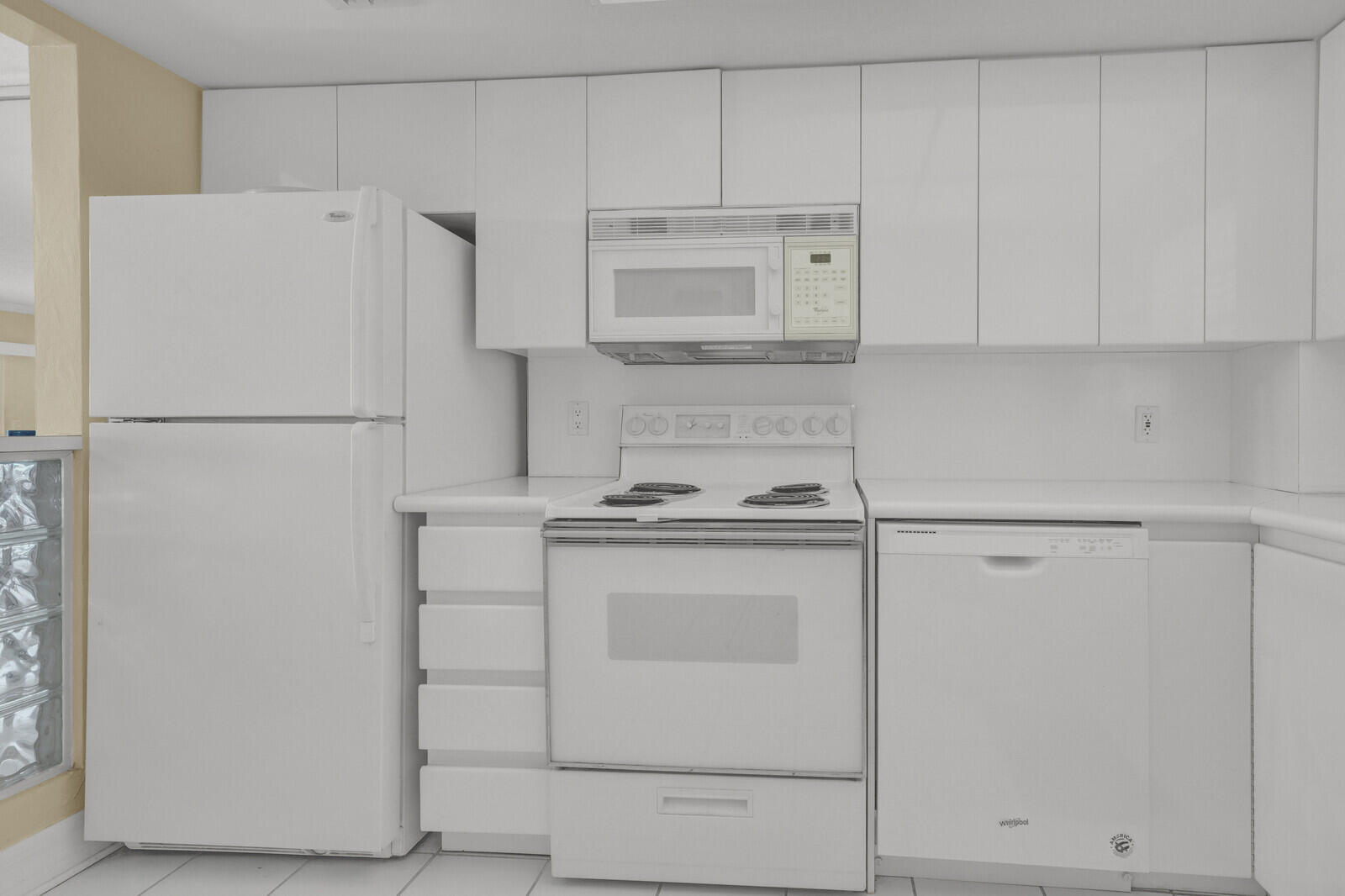 POMPANO YACHT & BEACH CLUB CONDO - Residential