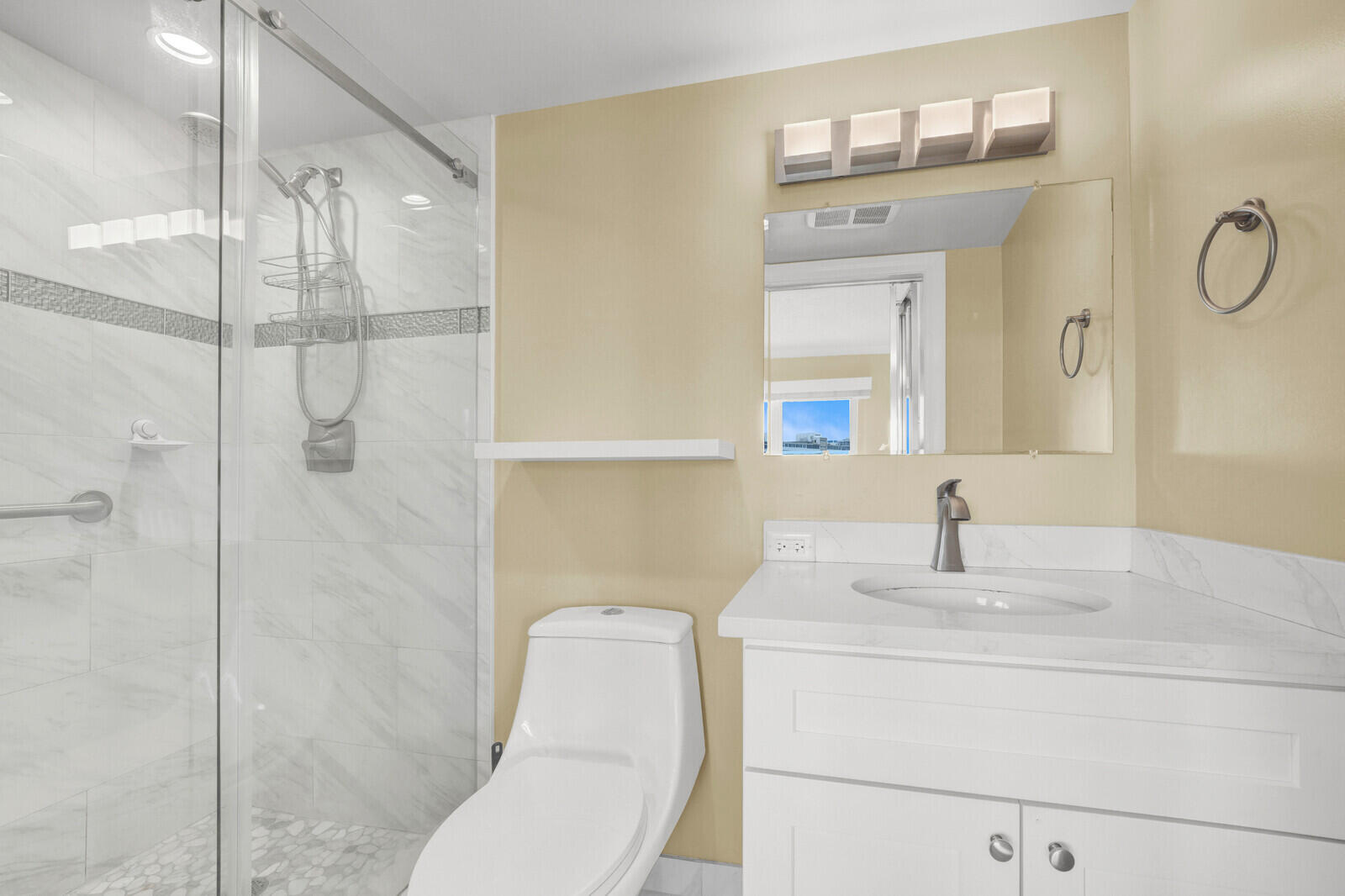 POMPANO YACHT & BEACH CLUB CONDO - Residential