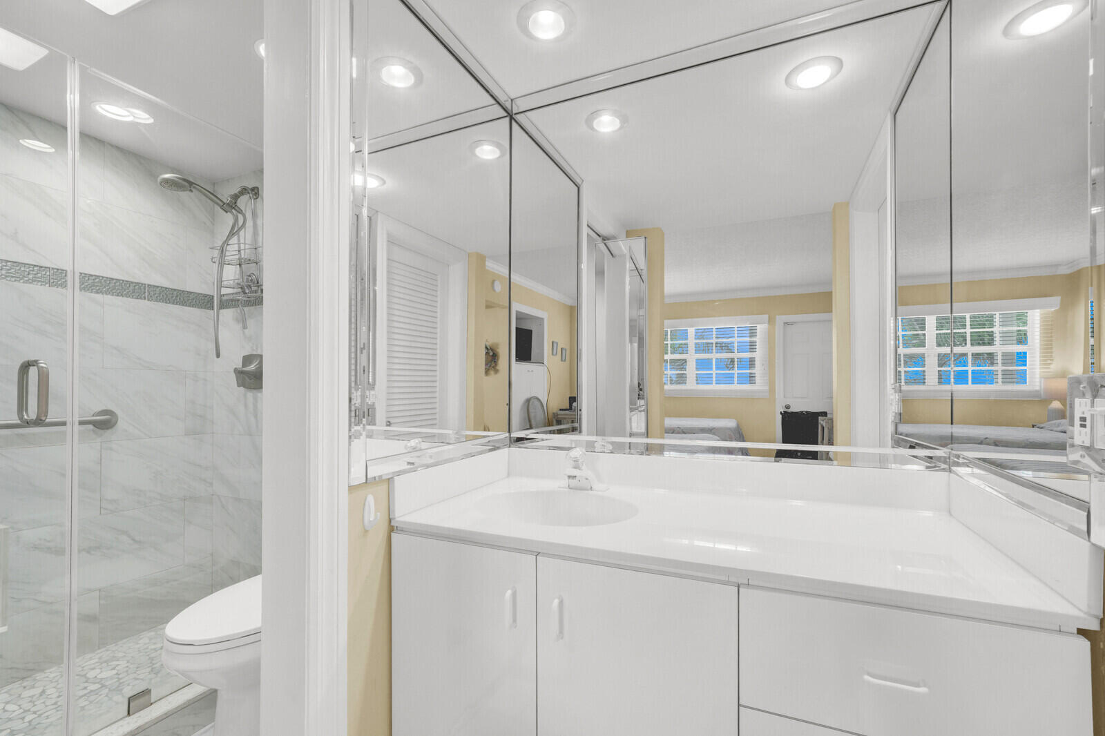 POMPANO YACHT & BEACH CLUB CONDO - Residential
