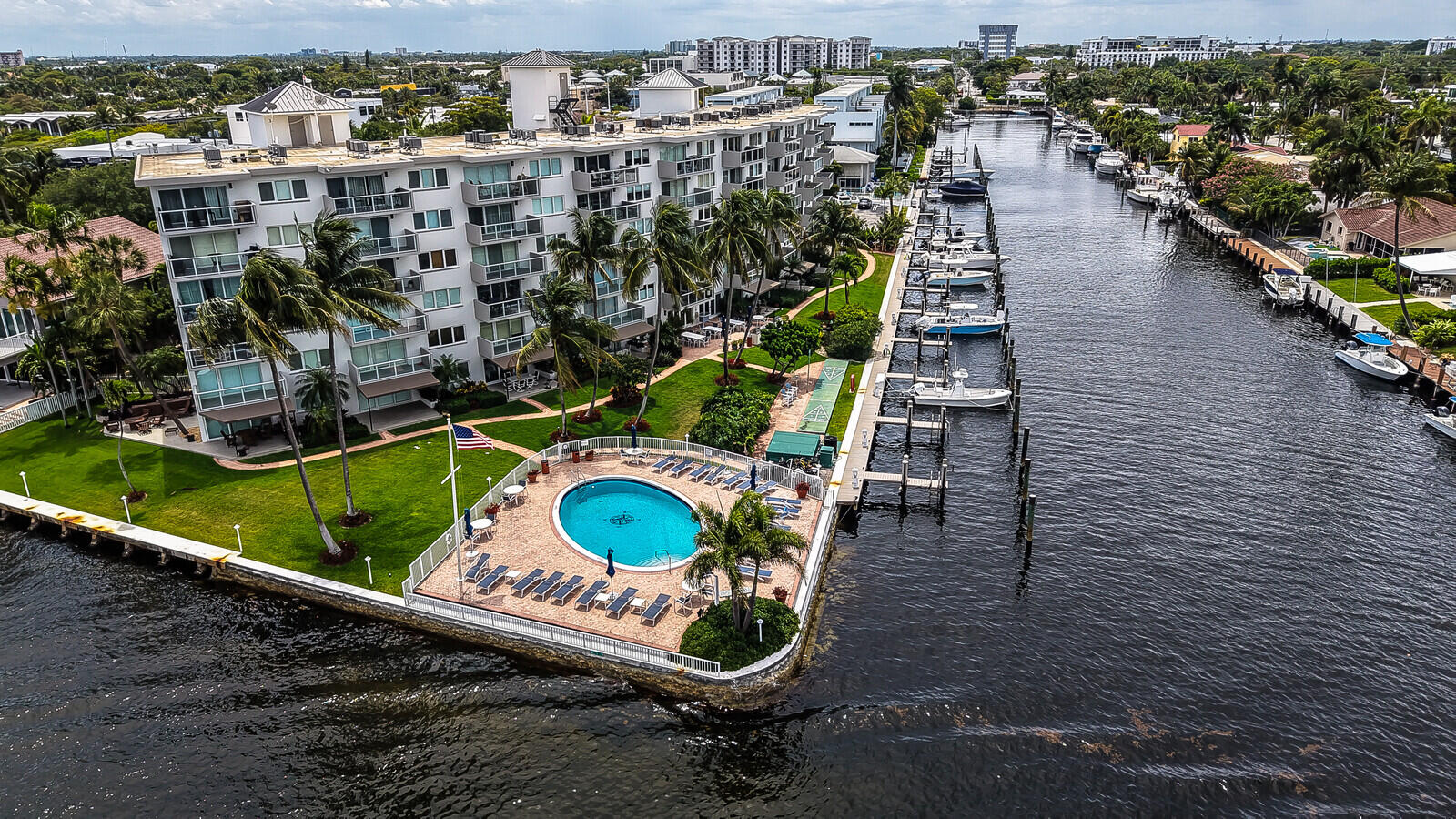 POMPANO YACHT & BEACH CLUB CONDO - Residential