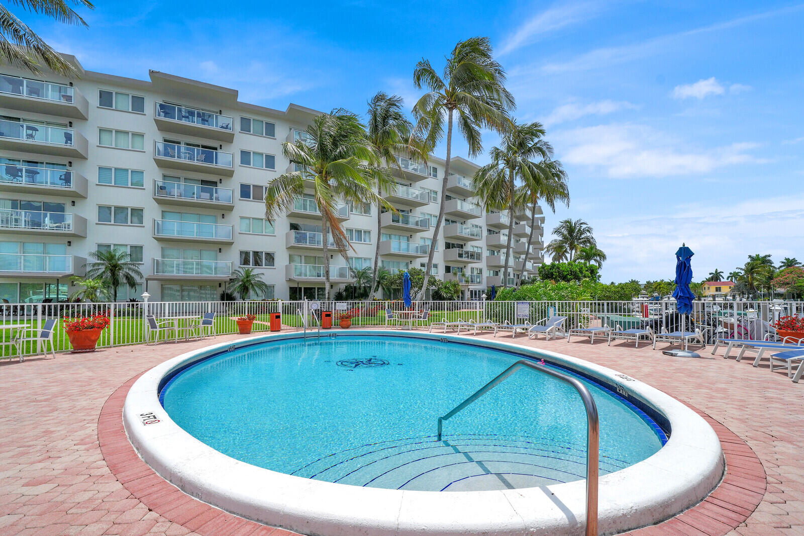 POMPANO YACHT & BEACH CLUB CONDO - Residential