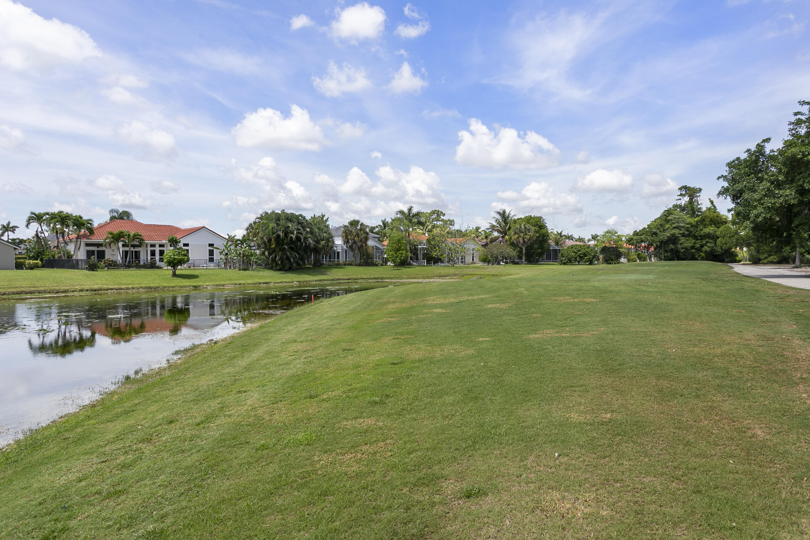BINKS FOREST LANDINGS AT WELLINGTON - Residential