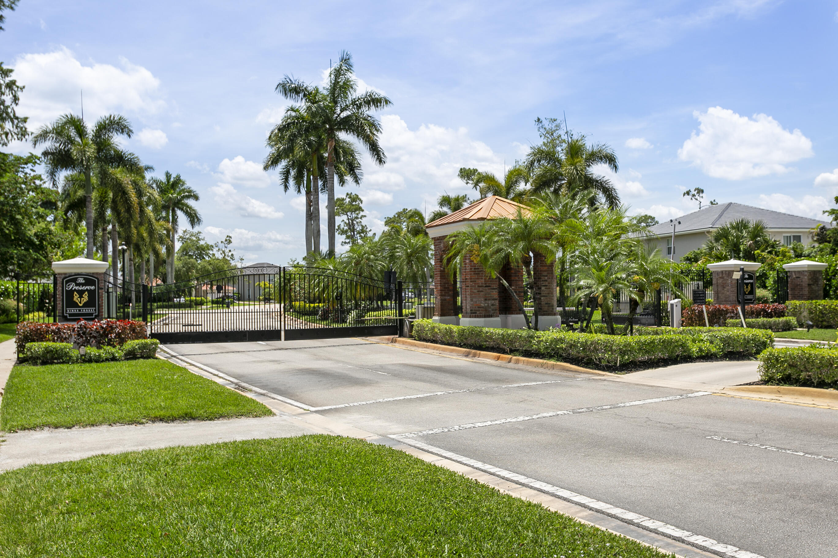 BINKS FOREST LANDINGS AT WELLINGTON - Residential
