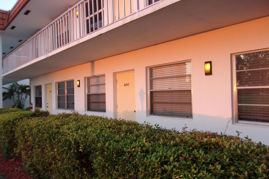 Photo of 1225 NW 21st Street #2804, Stuart, FL 34994 (MLS # R10862415)