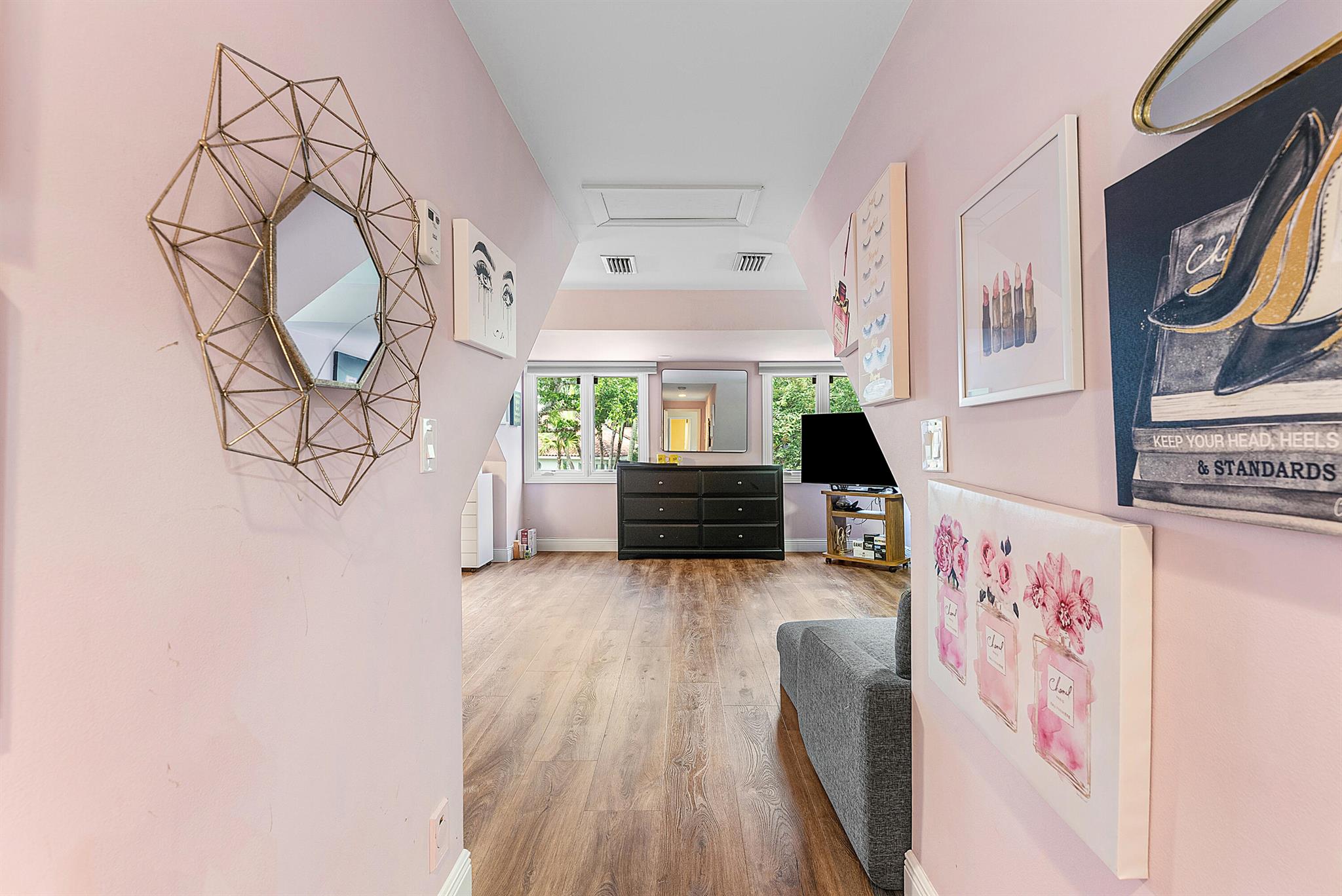 WOODFIELD HUNT CLUB - Residential