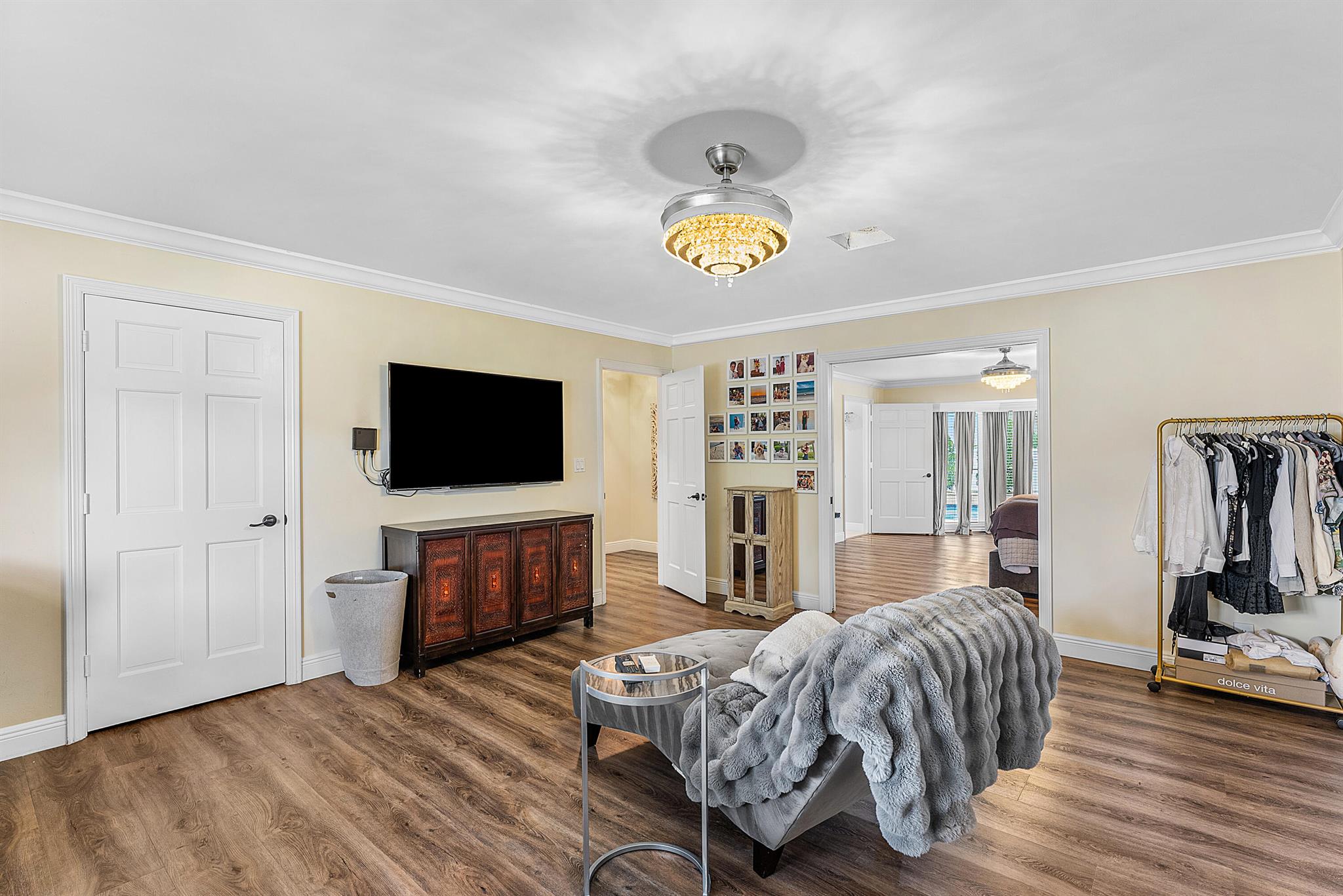 WOODFIELD HUNT CLUB - Residential