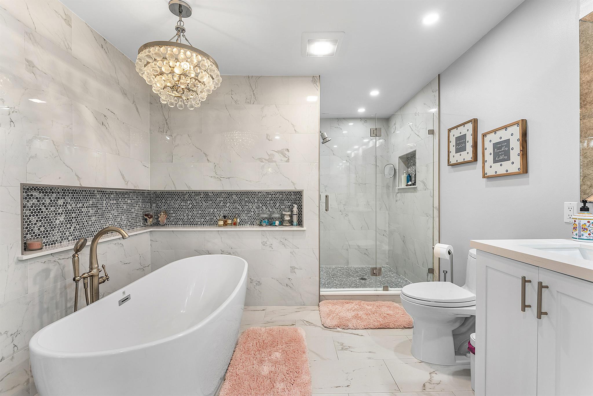 WOODFIELD HUNT CLUB - Residential