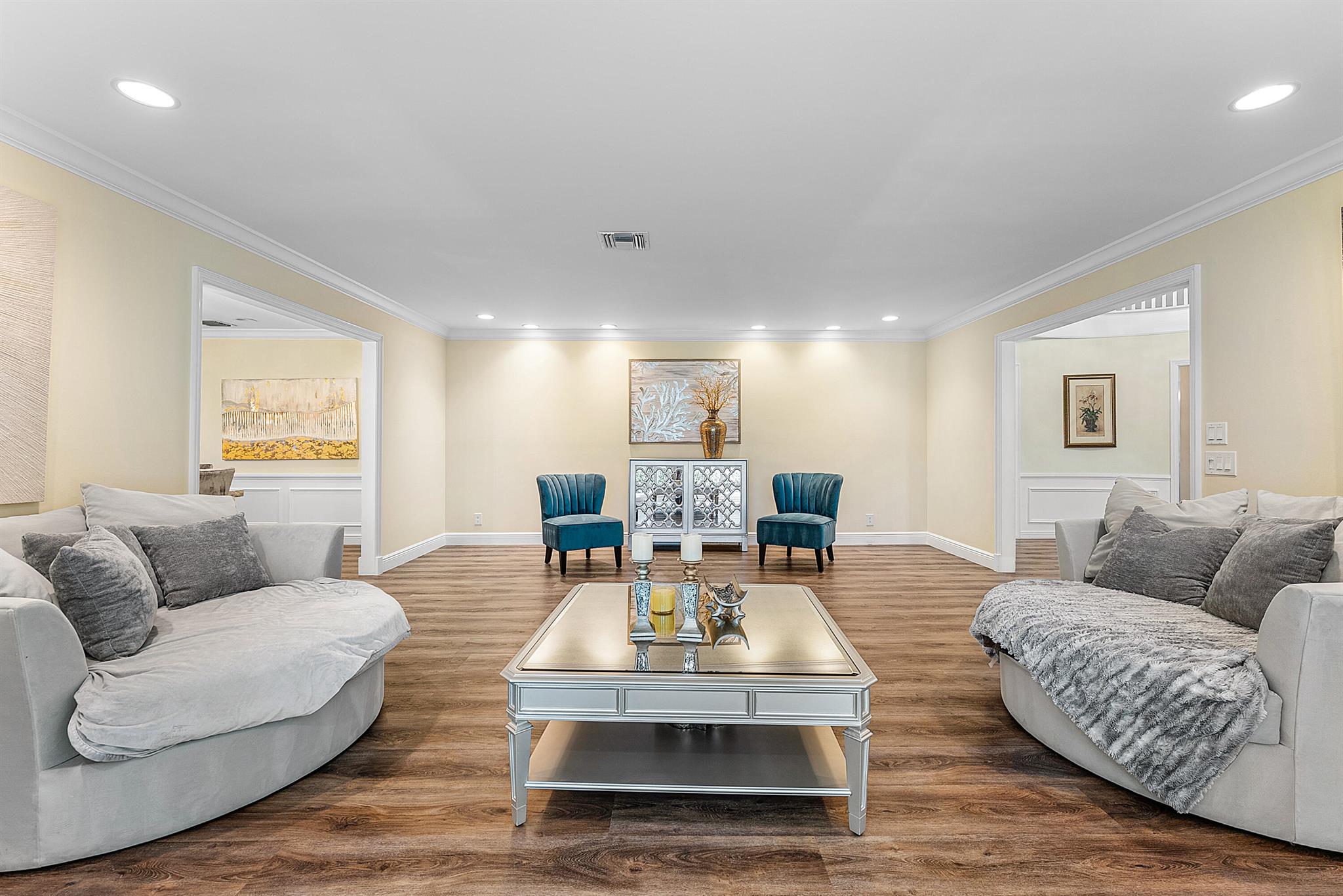 WOODFIELD HUNT CLUB - Residential