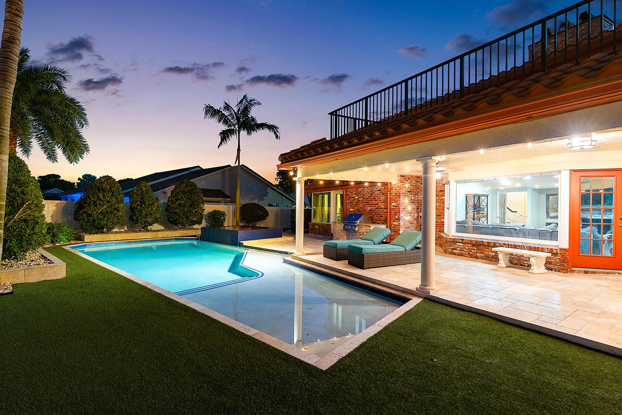 WOODFIELD HUNT CLUB - Residential