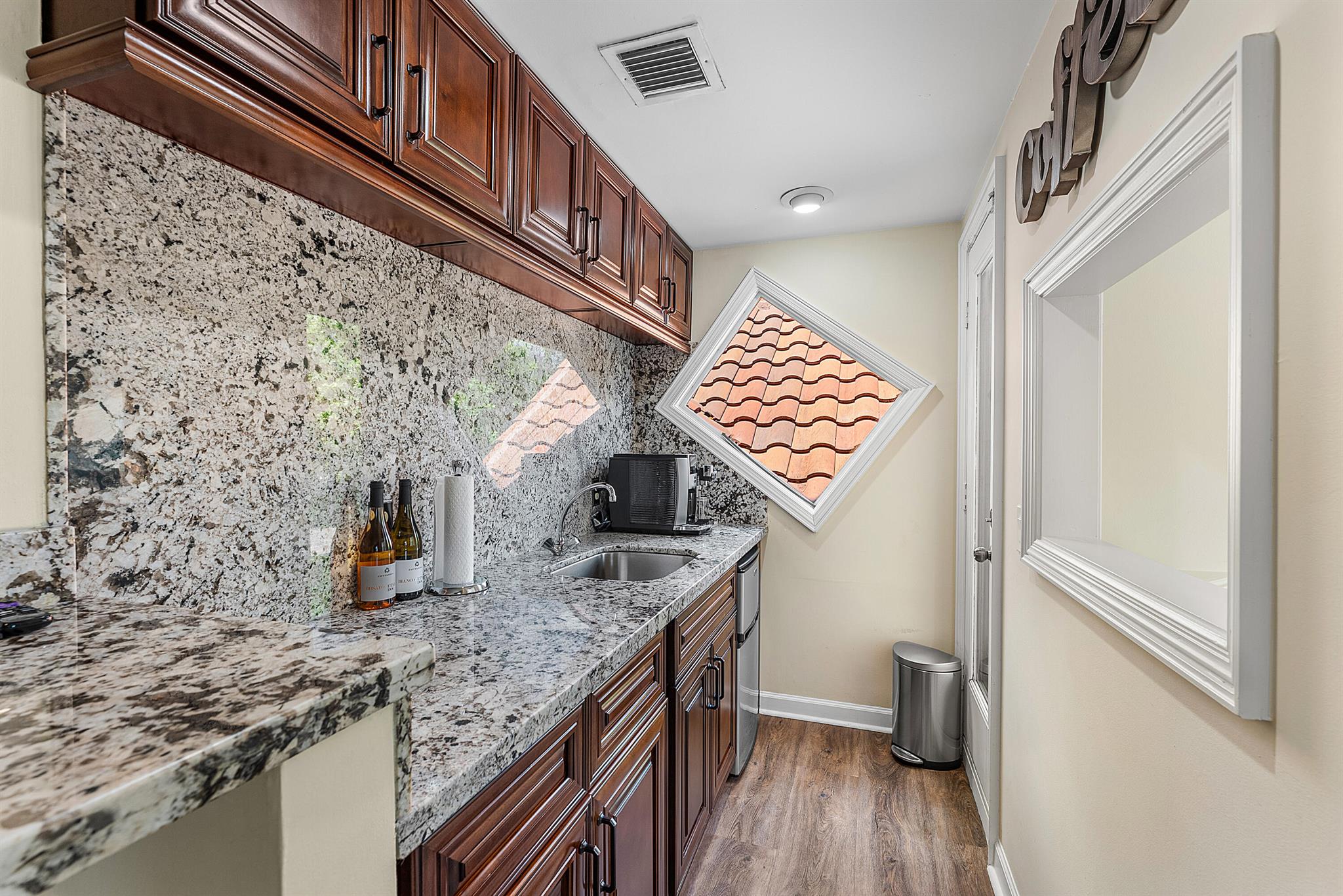 WOODFIELD HUNT CLUB - Residential