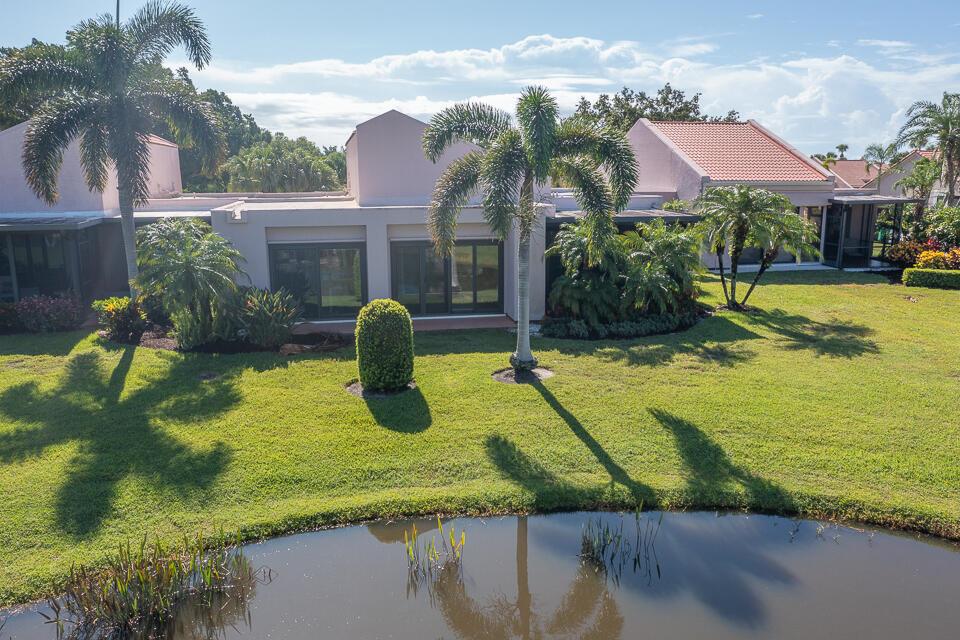 VILLAS OF SANDPIPER BAY U - Residential