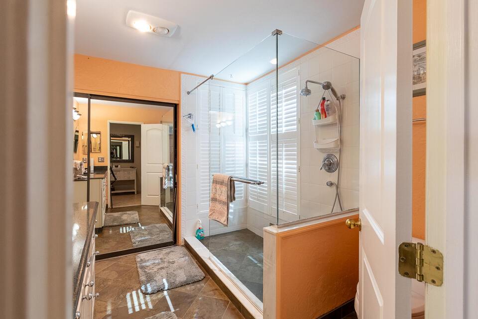 VILLAS OF SANDPIPER BAY U - Residential