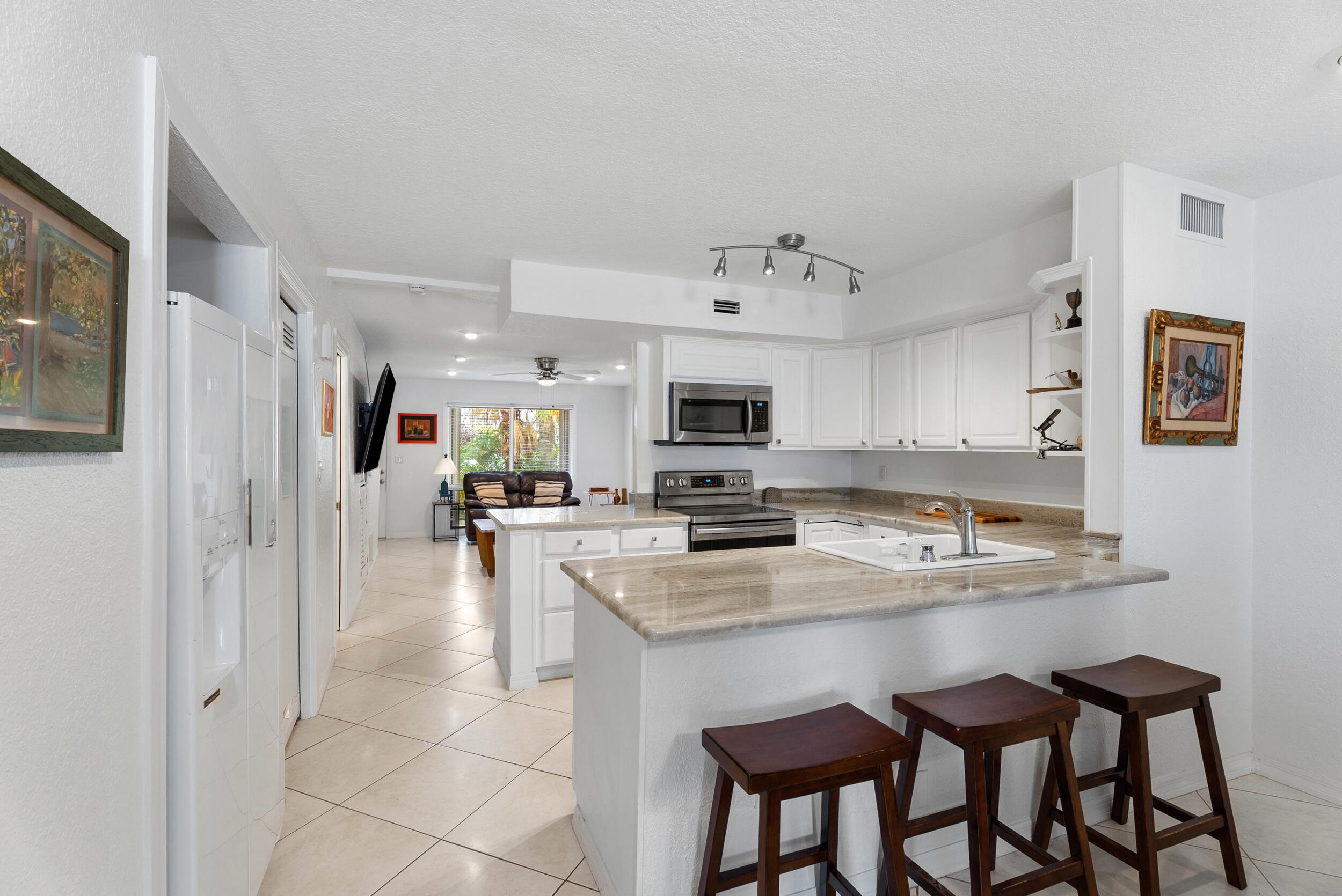 CORAL COVE BEACH SECTION 1 - Residential