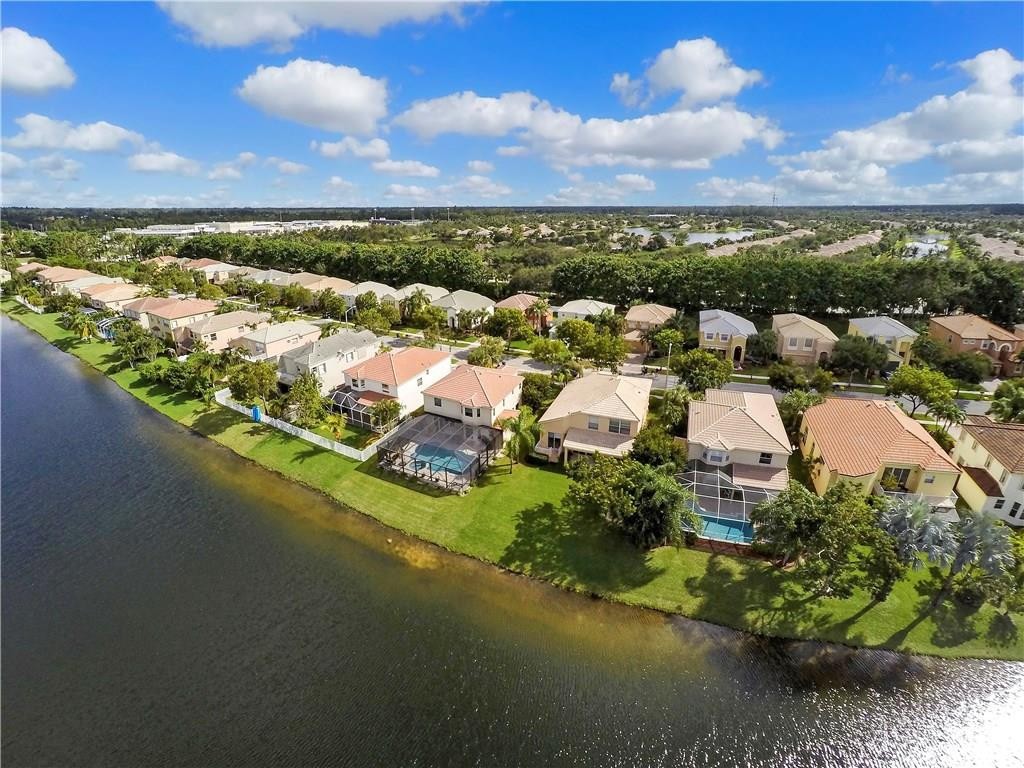 Olympia Ph 01 - Residential