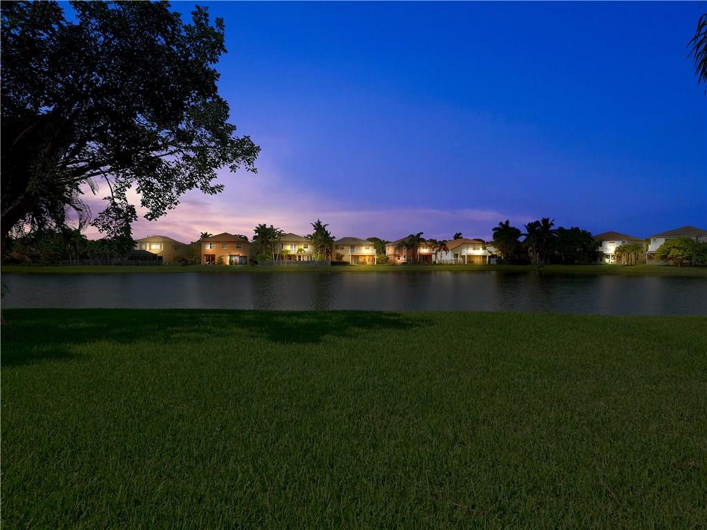 Olympia Ph 01 - Residential