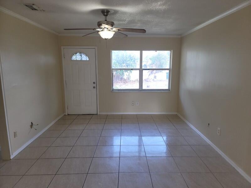 SHERATON PLAZA UNIT 4 REP - Residential Lease