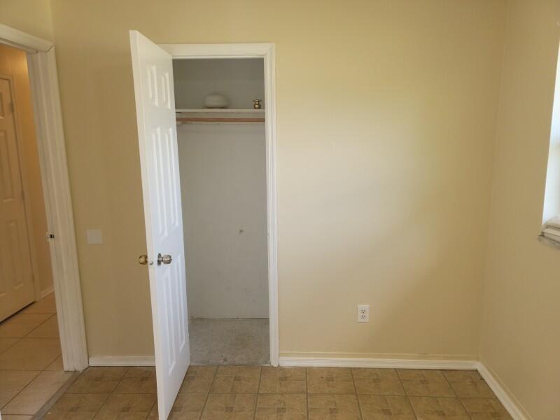 SHERATON PLAZA UNIT 4 REP - Residential Lease