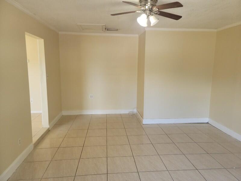 SHERATON PLAZA UNIT 4 REP - Residential Lease