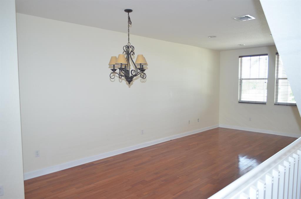 CITYSIDE CONDO - Residential