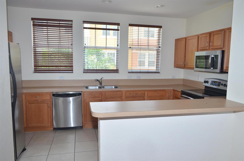 CITYSIDE CONDO - Residential