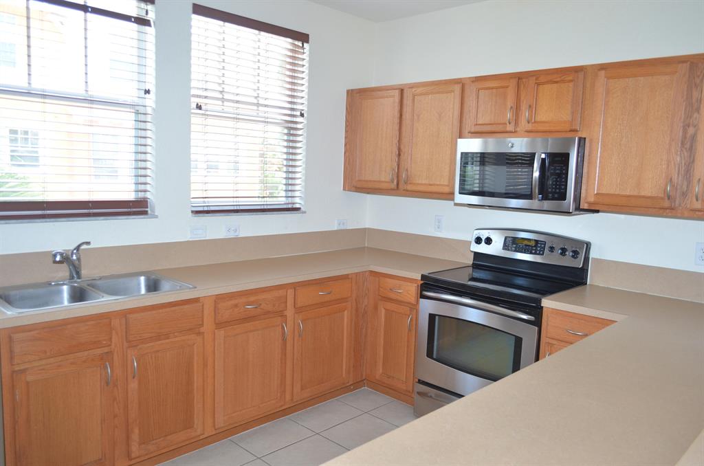 CITYSIDE CONDO - Residential