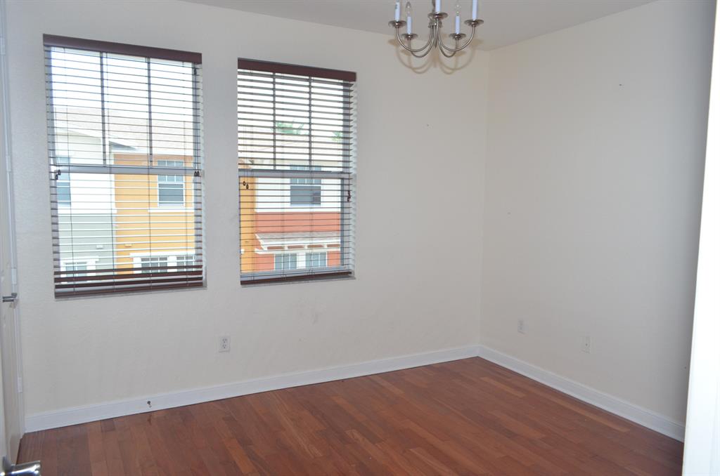 CITYSIDE CONDO - Residential