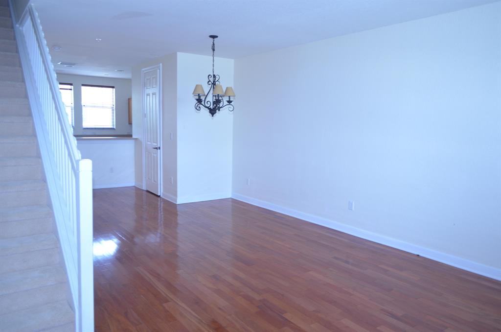 CITYSIDE CONDO - Residential