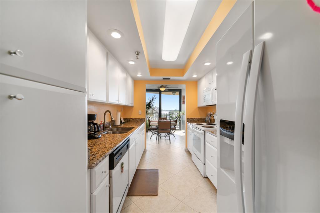 PORTA BELLA EAST AND PORTA BELLA SOUTHWEST CONDO A - Residential