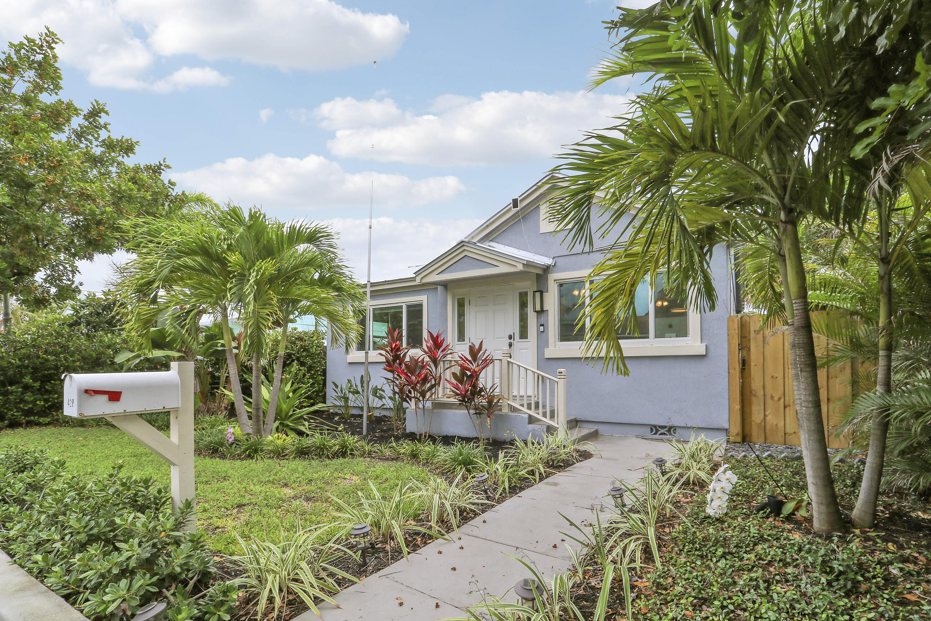 Properties 428 S C Street