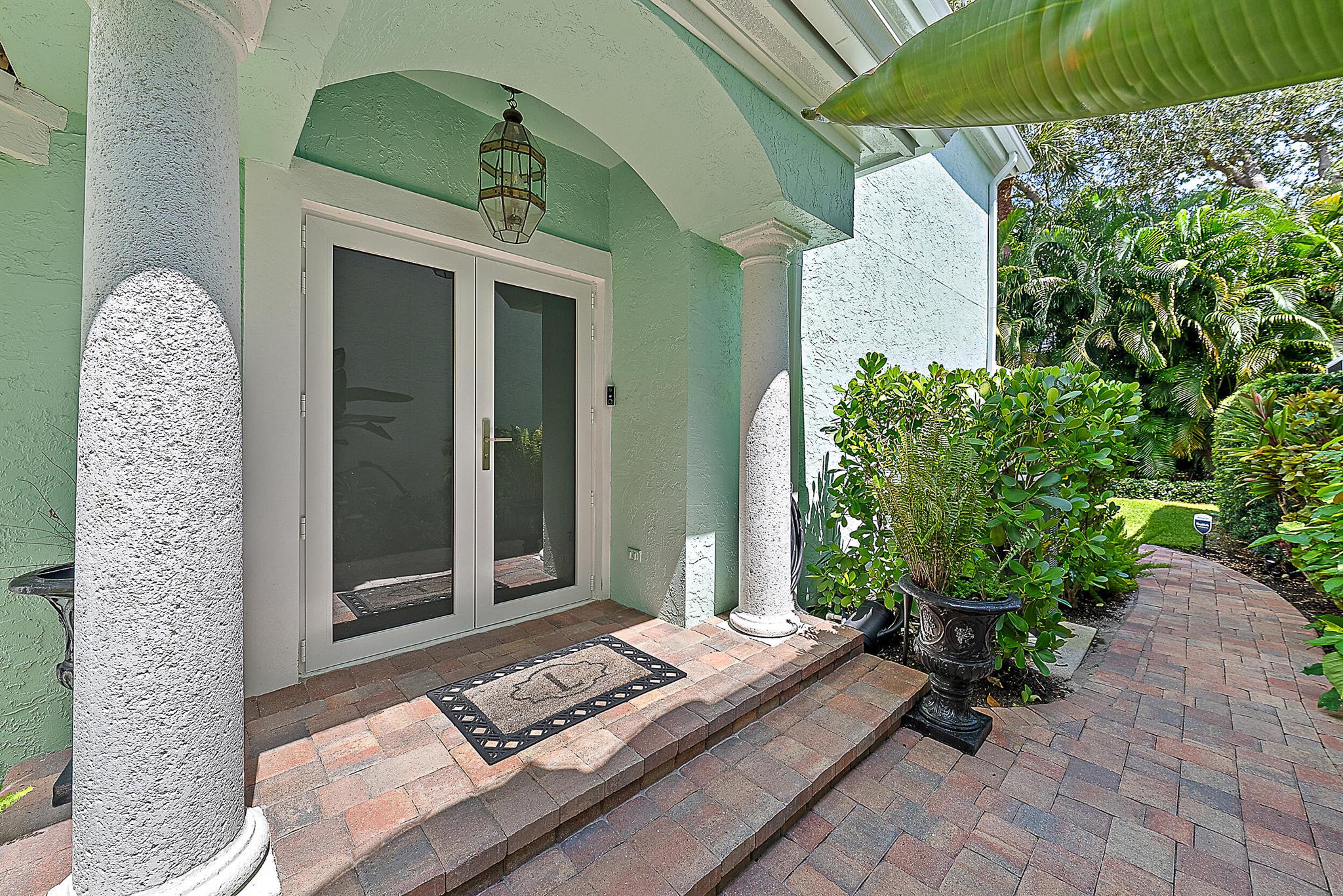 7 Grand Bay Circle
