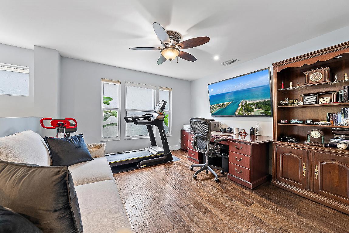 Oak Harbour - Residential