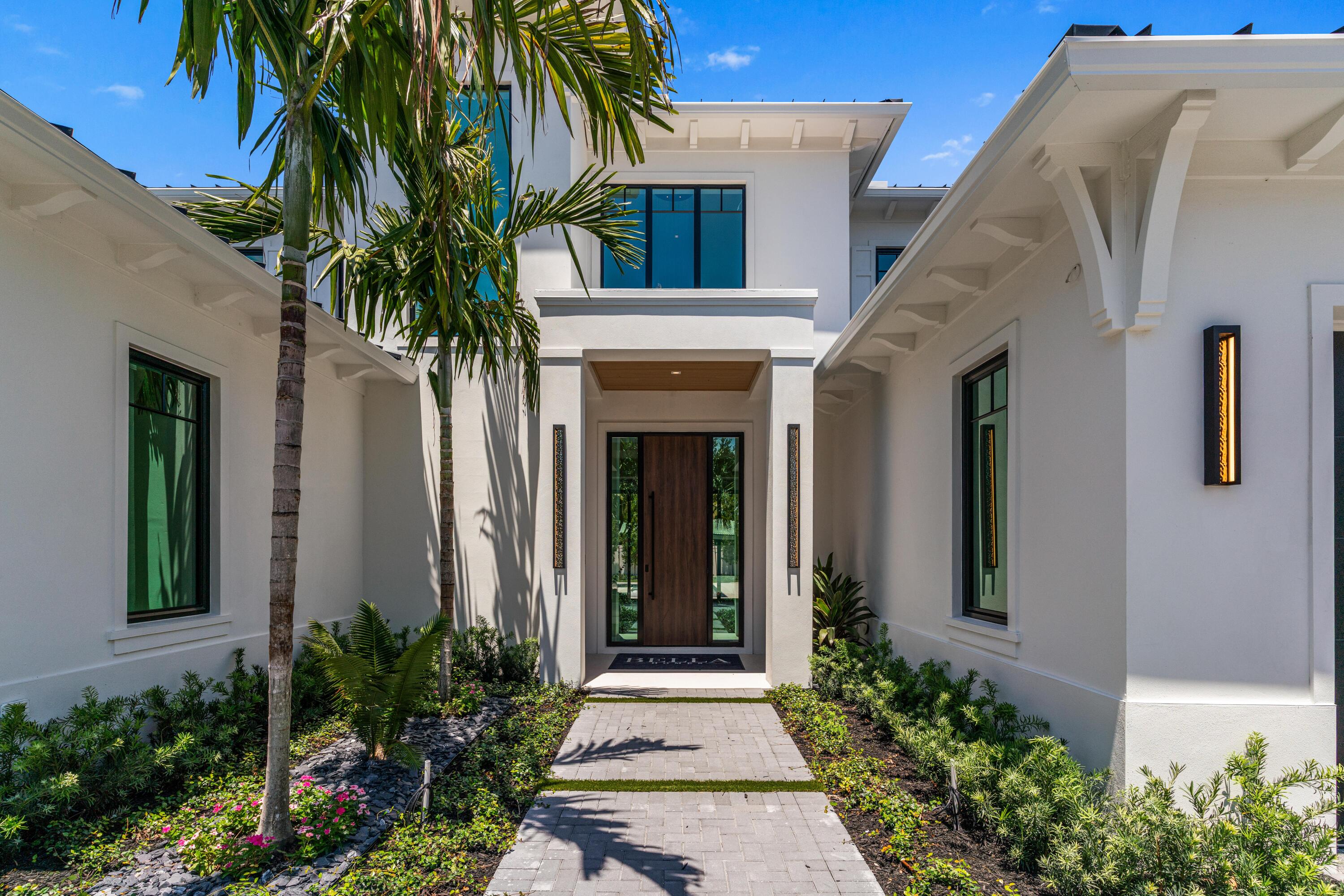 720 NW 3rd Avenue