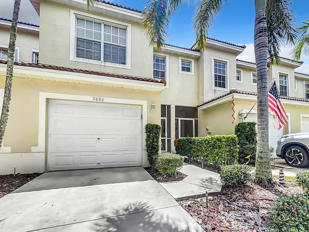 Photo of 9880 Porta Leona Lane, Boynton Beach, FL 33472 (MLS # R11020367)