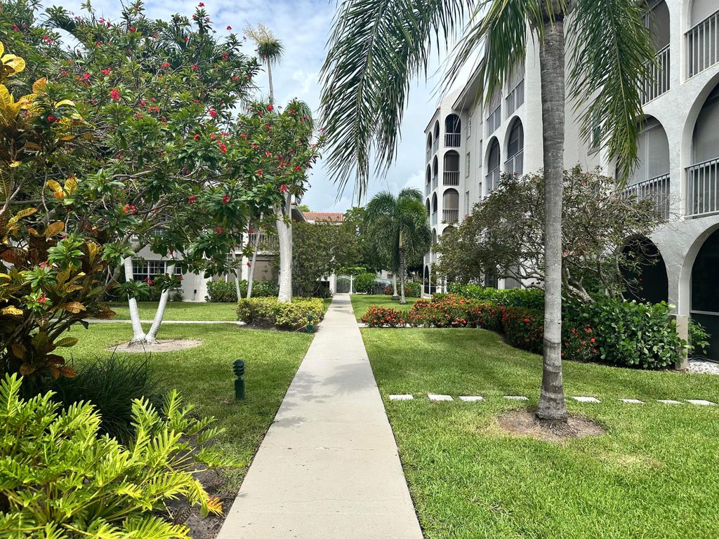Photo of 250 NE 20th Street #1090, Boca Raton, FL 33431 (MLS # R11108179)