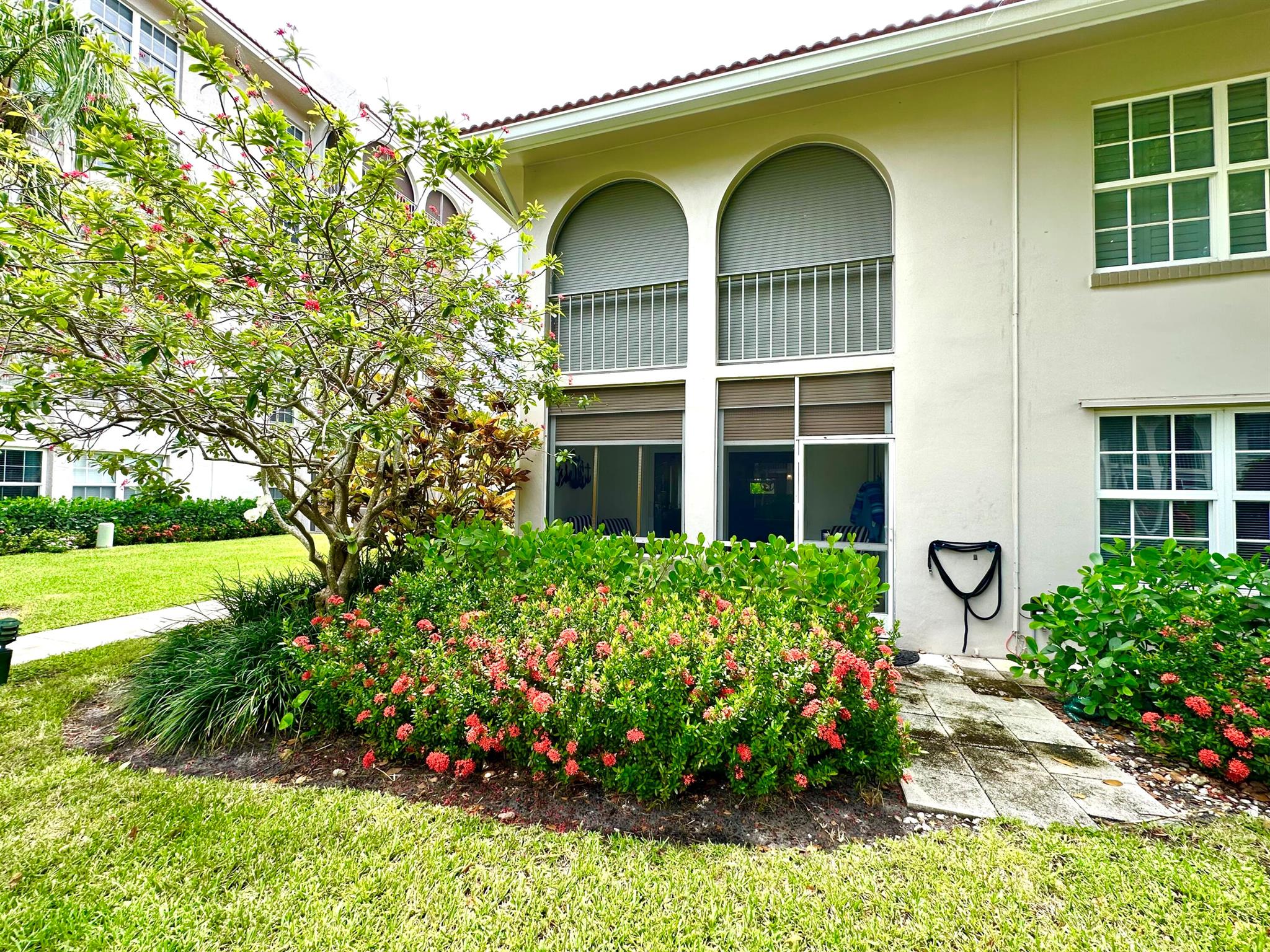 250 NE 20th Street 1090