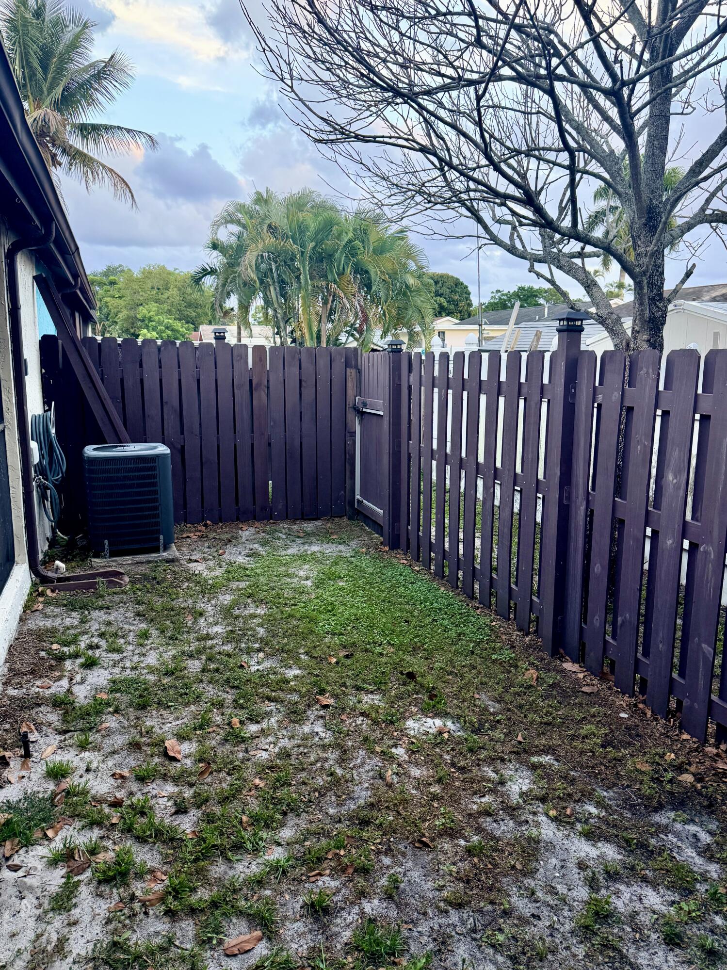 PINERIDGE II - Residential