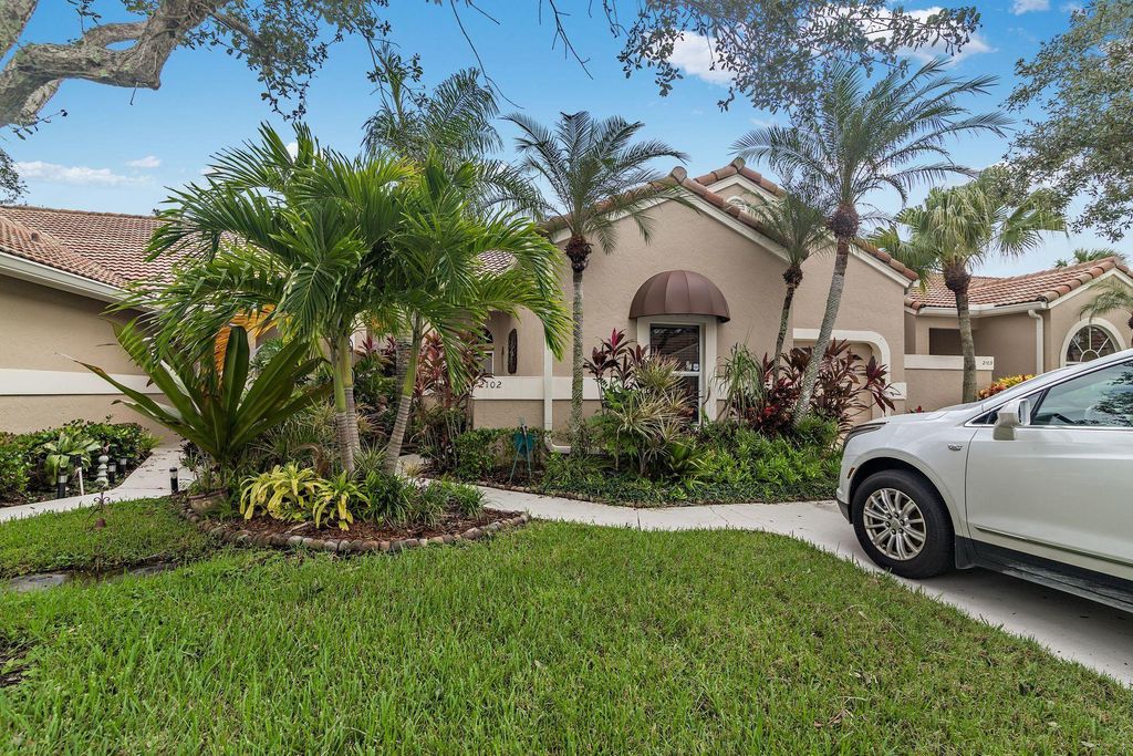 Photo of 2102 Mahogany Place, Palm Beach Gardens, FL 33418 (MLS # R11092585)