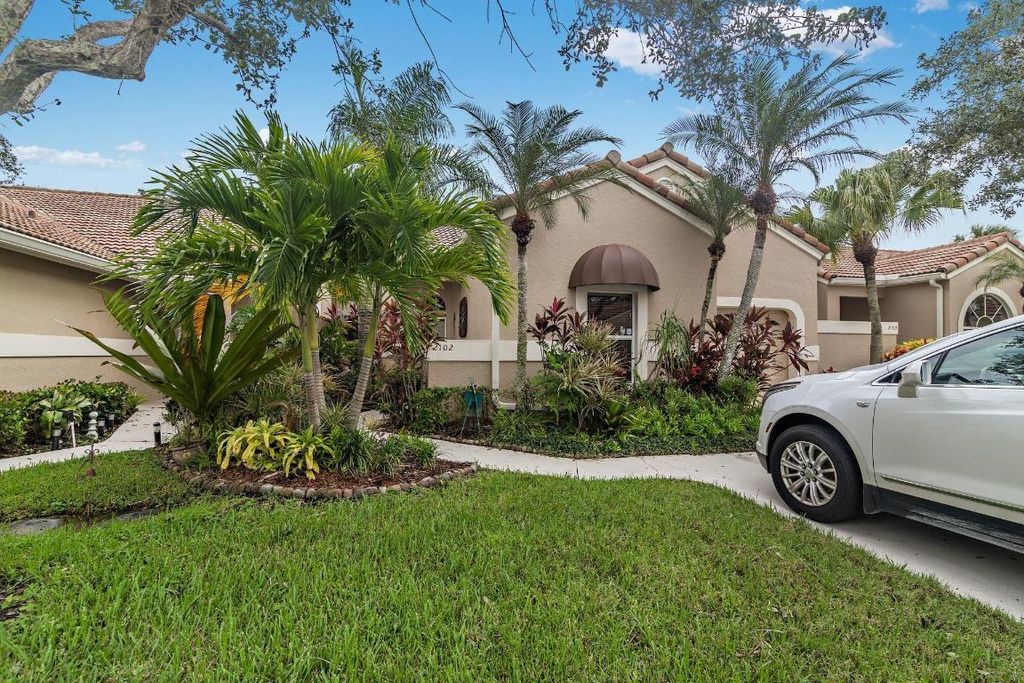 Photo of 2102 Mahogany Place, Palm Beach Gardens, FL 33418 (MLS # R11092585)