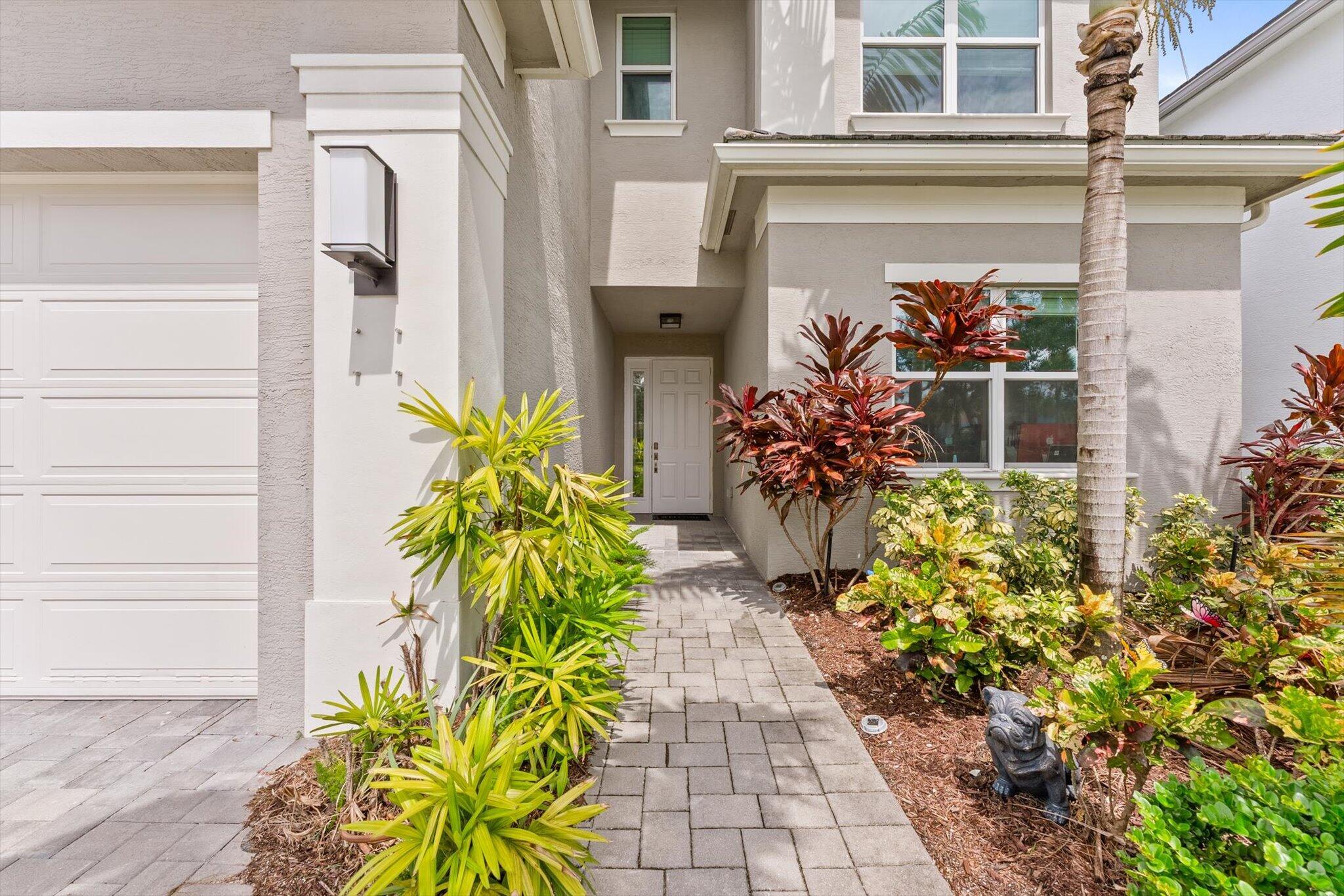 7619 FRANCISCA CLUB Lane