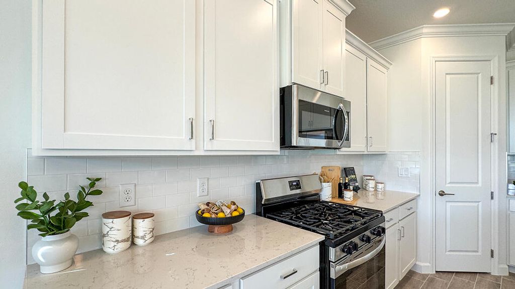 Photo of 6890 NW Kestrel Lane, Port Saint Lucie, FL 34987 (MLS # R11165057)