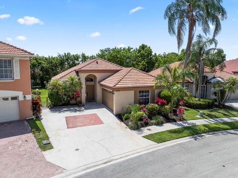 2022 Bonisle Circle Riviera Beach FL 33418