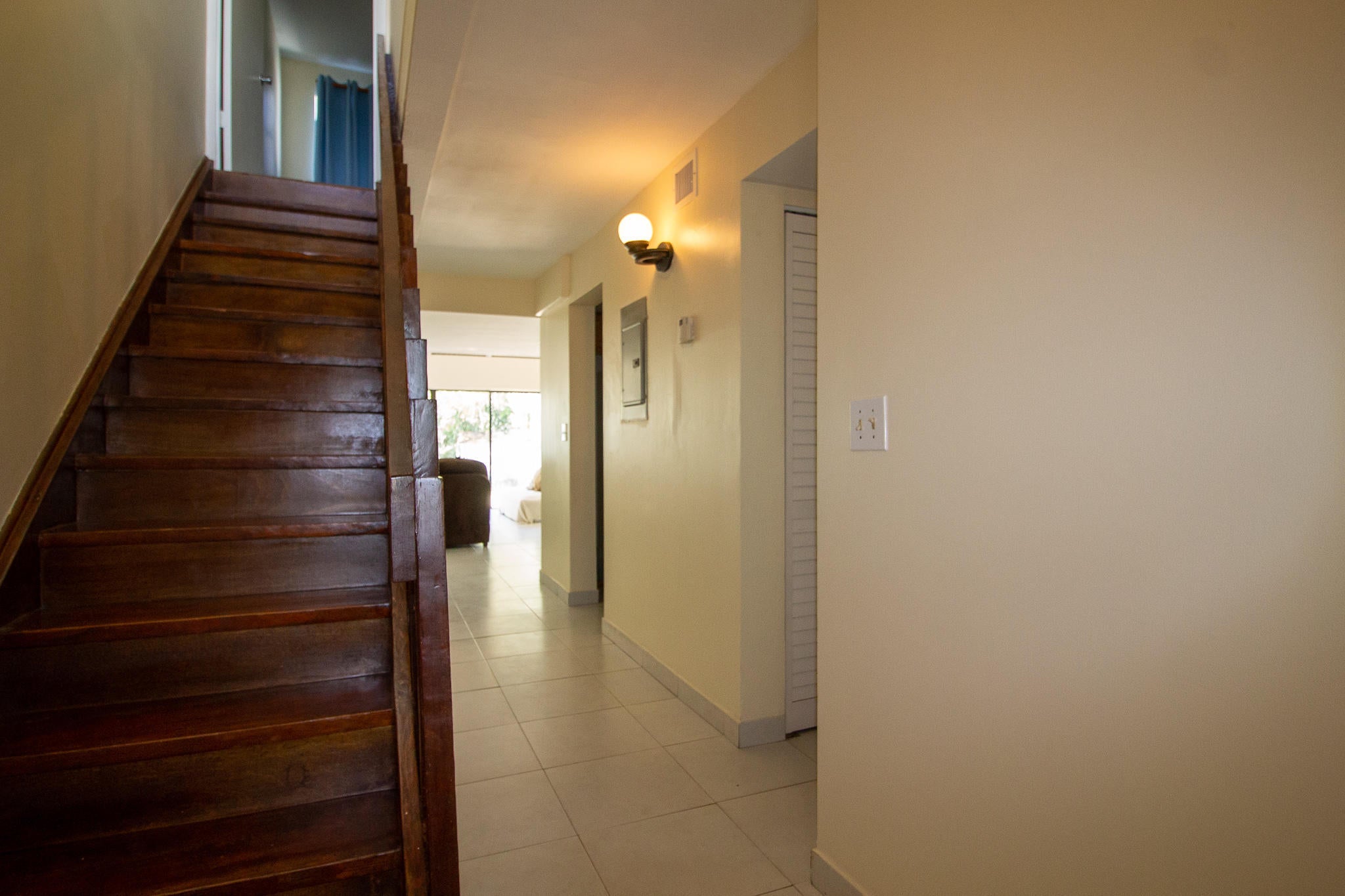 Properties 1435 WHITE PINE Drive
