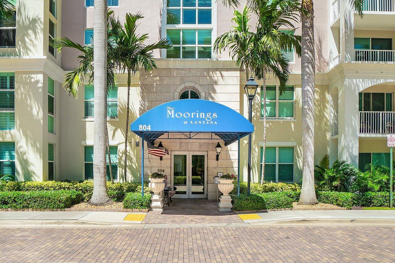 MOORINGS AT LANTANA CONDO - Residential Lease