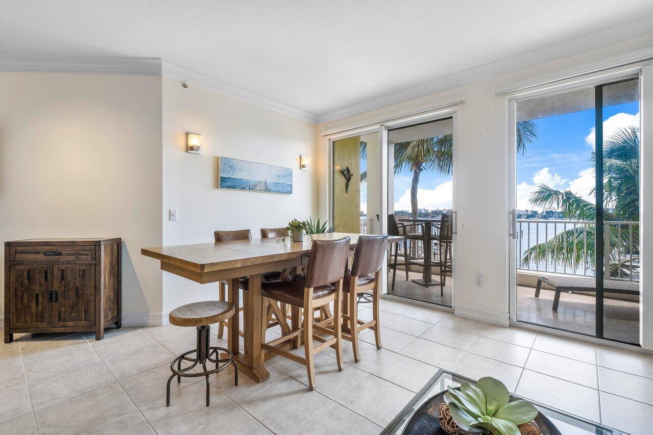 MOORINGS AT LANTANA CONDO - Residential Lease