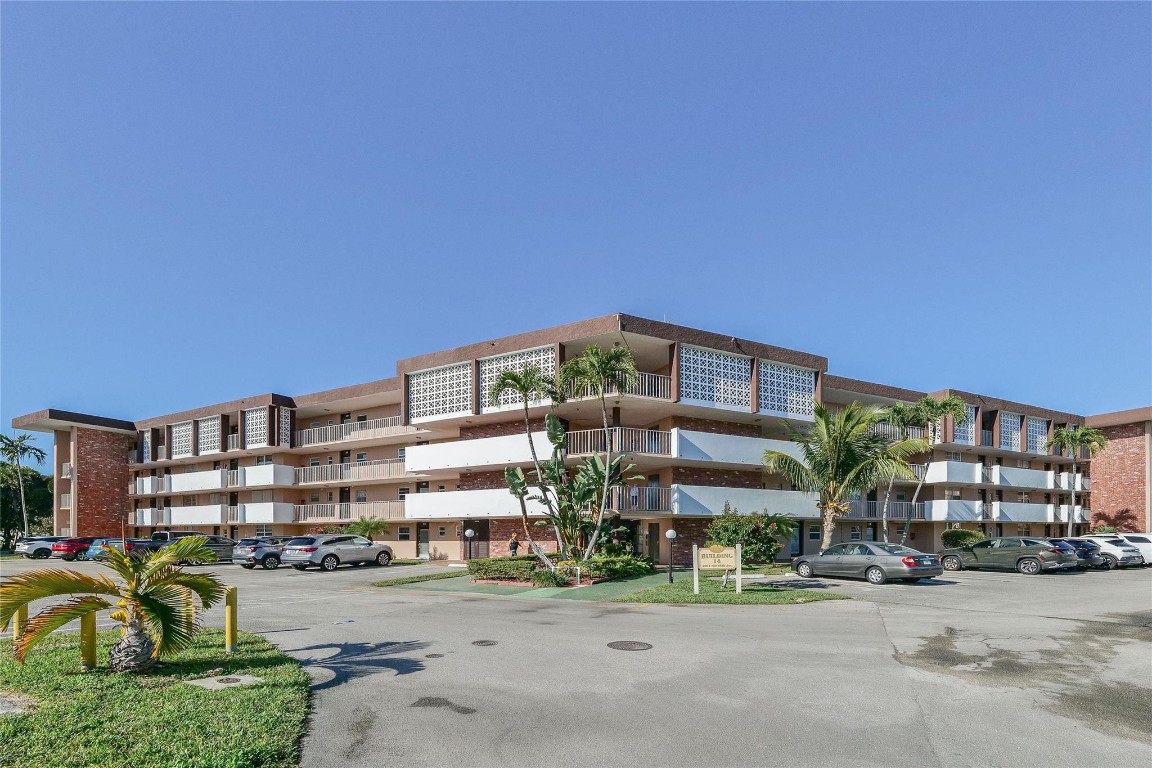 LAUDERDALE OKAS - Residential