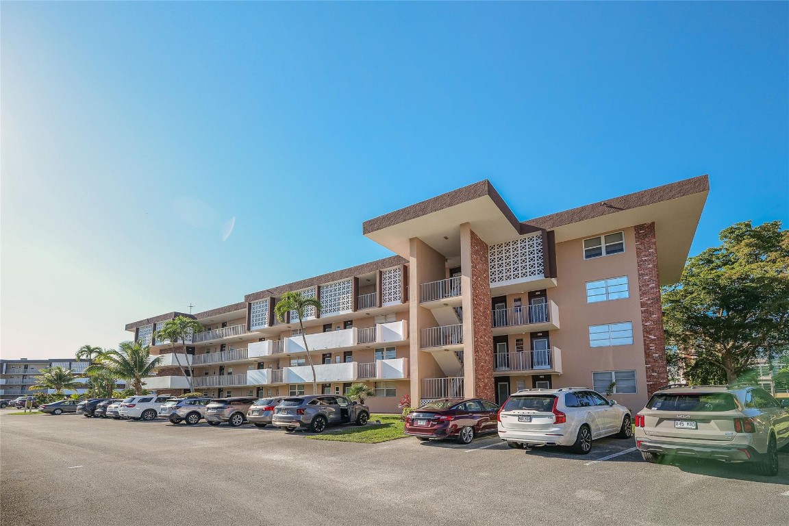 LAUDERDALE OKAS - Residential