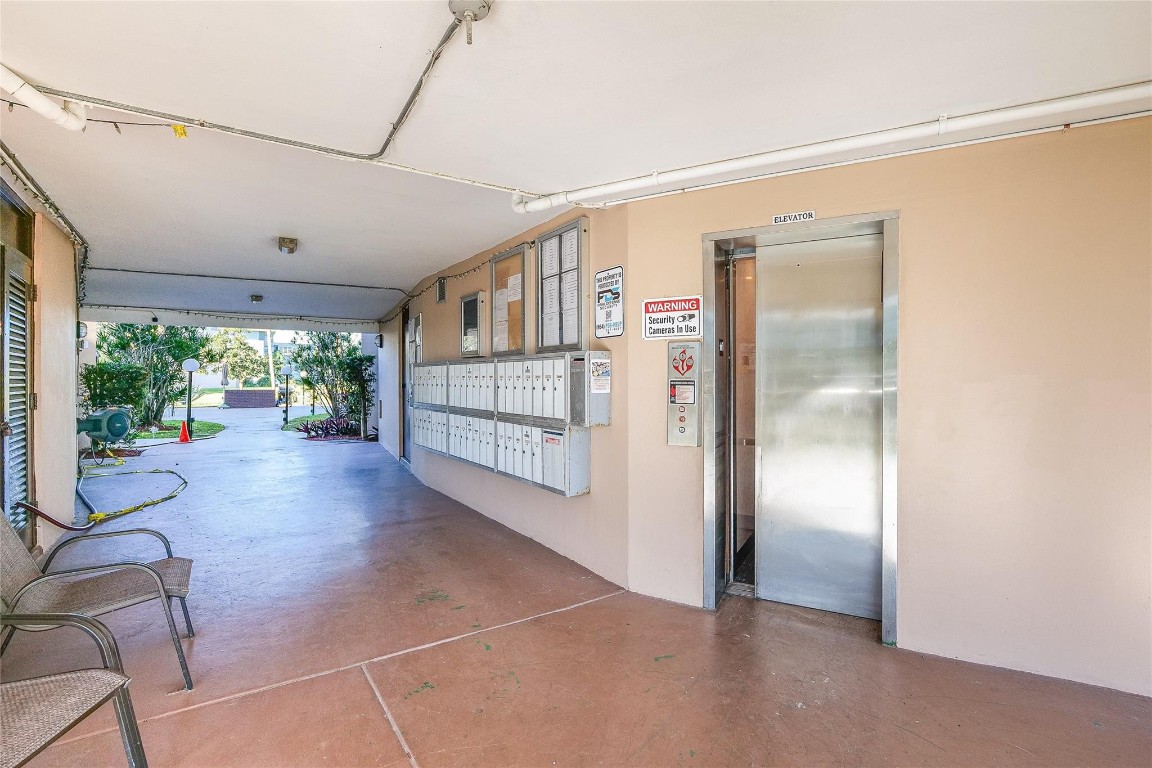 LAUDERDALE OKAS - Residential