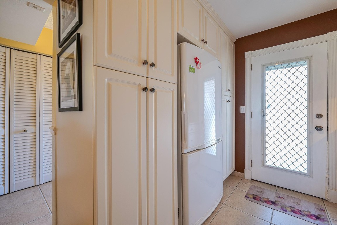 LAUDERDALE OKAS - Residential